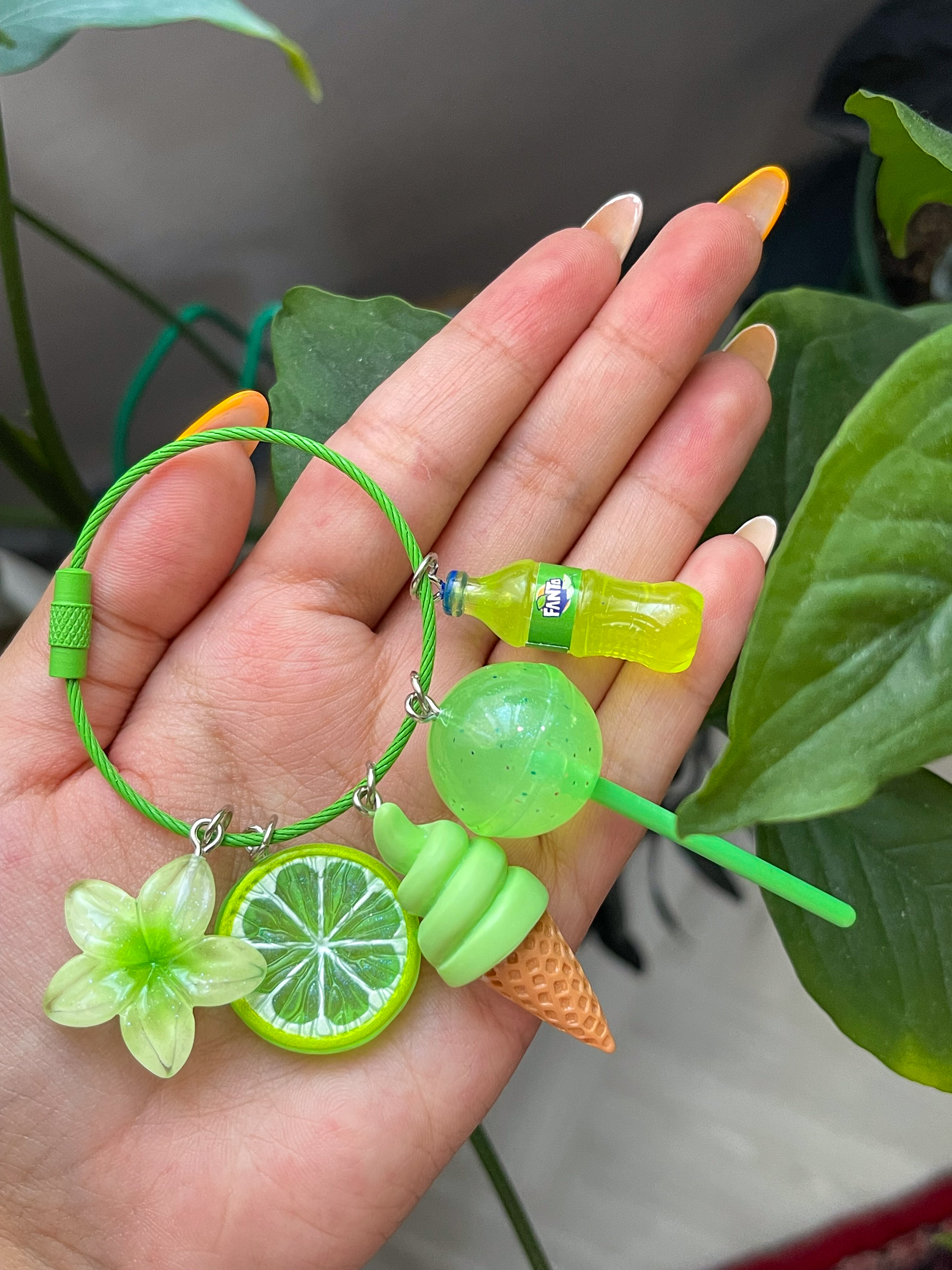 چارم فانتزی لیمو سبز🍋‍🟩